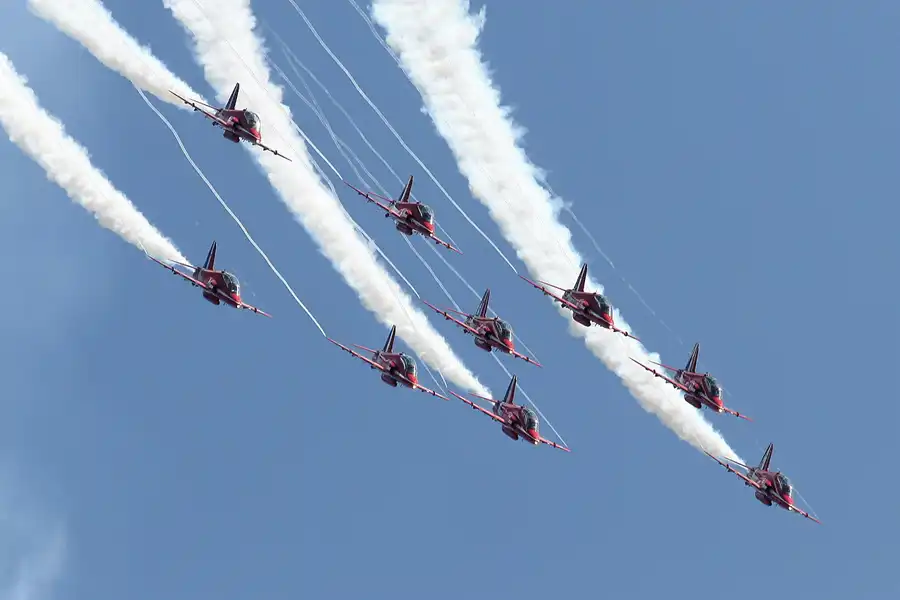 119 | 2009 | Goodwood | Festival Of Speed | Red Arrows Air Display | © carsten riede fotografie