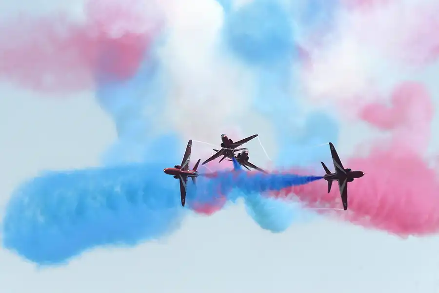 120 | 2009 | Goodwood | Festival Of Speed | Red Arrows Air Display | © carsten riede fotografie