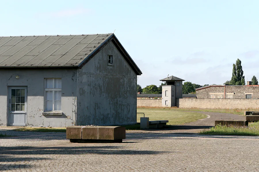 023 | 2009 | Sachsenhausen | Gedenkstätte | © carsten riede fotografie