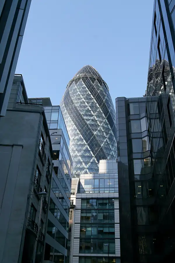 105 | 2009 | London | Financial District | The Swiss Re Tower | © carsten riede fotografie