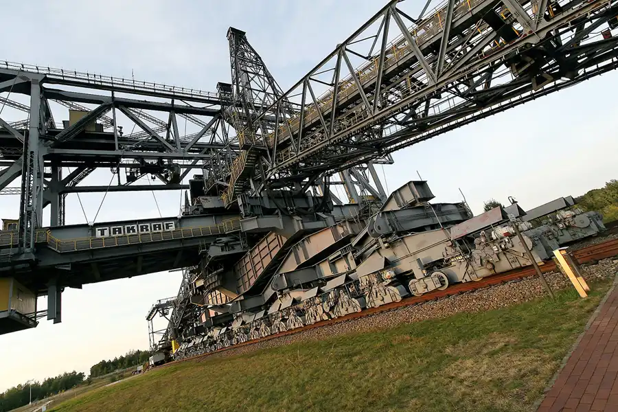 069 | 2009 | Lichterfeld | Abraumförderbrücke F60 | © carsten riede fotografie