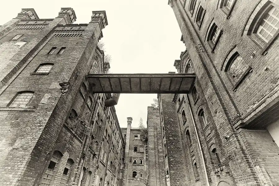 095 | 2009 | Magdeburg | Diamant Brauerei | © carsten riede fotografie