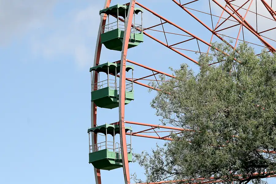 029 | 2009 | Berlin | Spreepark | © carsten riede fotografie