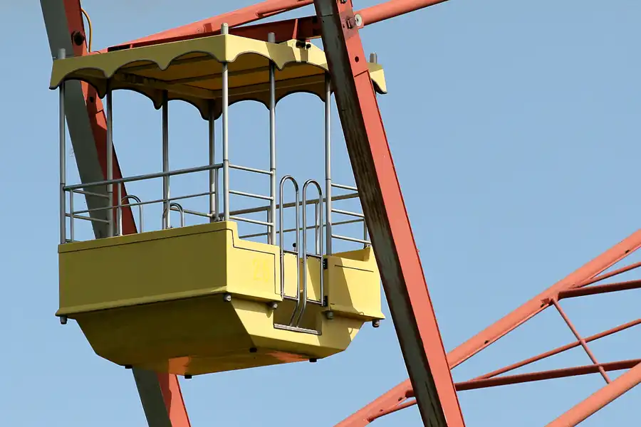 030 | 2009 | Berlin | Spreepark | © carsten riede fotografie