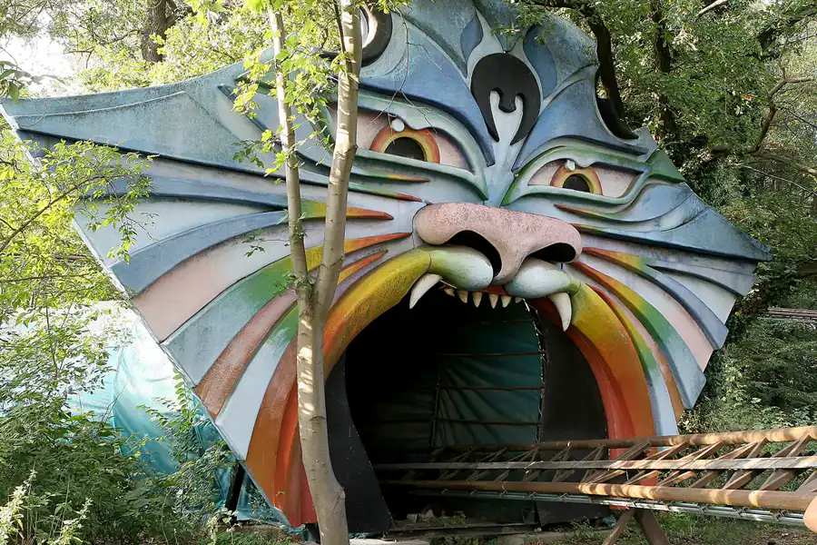 052 | 2009 | Berlin | Spreepark | © carsten riede fotografie