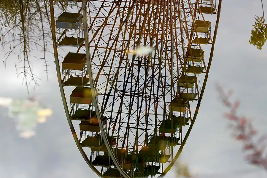 097 | 2009 | Berlin | Spreepark | © carsten riede fotografie