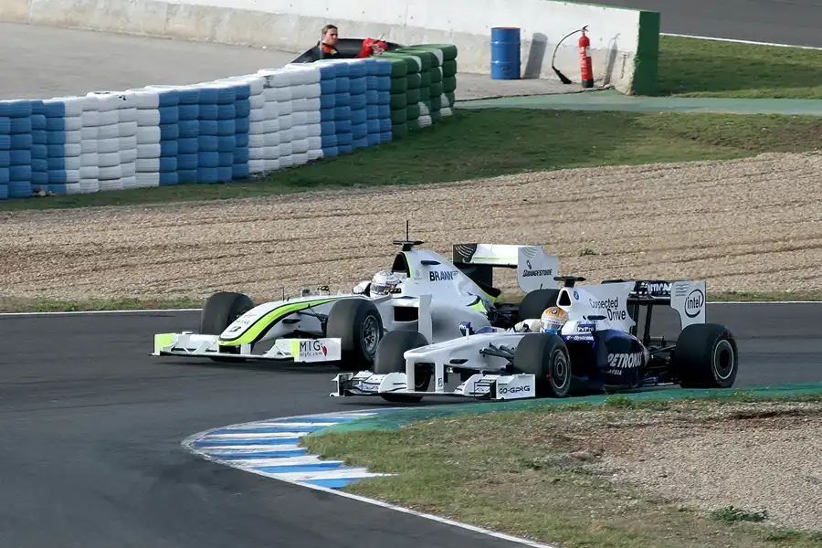 012 | 2009 | Jerez De La Frontera | BMW Sauber-BMW F1.09 | Esteban Gutierrez + Brawn-Mercedes Benz BGP001 | Mike Conway | © carsten riede fotografie
