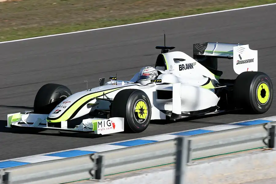 019 | 2009 | Jerez De La Frontera | Brawn-Mercedes Benz BGP001 | Mike Conway | © carsten riede fotografie