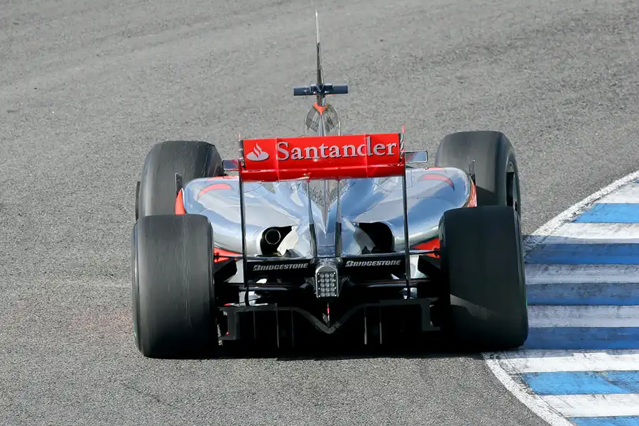 097 | 2009 | Jerez De La Frontera | McLaren-Mercedes Benz MP4-24 | Gary Paffett | © carsten riede fotografie