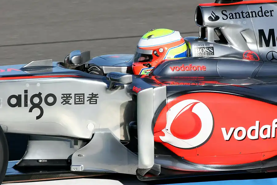 102 | 2009 | Jerez De La Frontera | McLaren-Mercedes Benz MP4-24 | Oliver Turvey | © carsten riede fotografie
