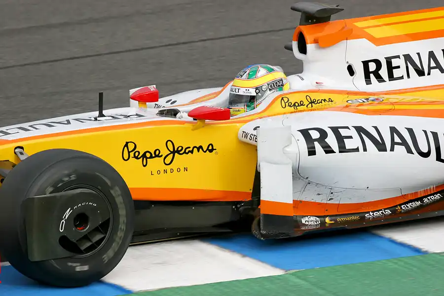 138 | 2009 | Jerez De La Frontera | Renault R29 | Lucas Di Grassi | © carsten riede fotografie