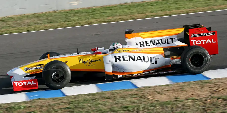 139 | 2009 | Jerez De La Frontera | Renault R29 | Lucas Di Grassi | © carsten riede fotografie