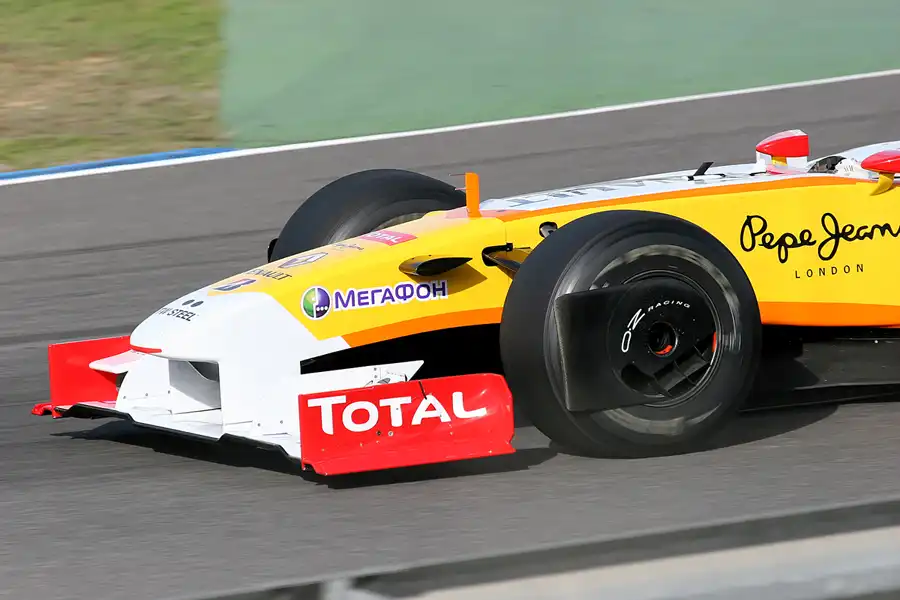 141 | 2009 | Jerez De La Frontera | Renault R29 | Lucas Di Grassi | © carsten riede fotografie