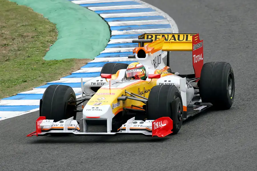 151 | 2009 | Jerez De La Frontera | Renault R29 | Ho-Pin Tung | © carsten riede fotografie