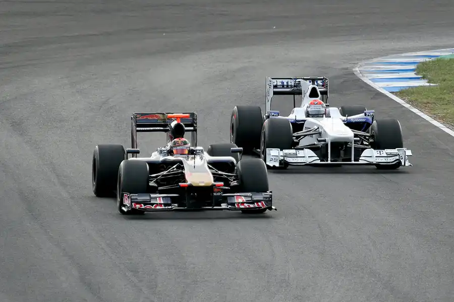 171 | 2009 | Jerez De La Frontera | Toro Rosso-Ferrari STR4 | Brendon Hartley + BMW Sauber-BMW F1.09 | Alexander Rossi | © carsten riede fotografie