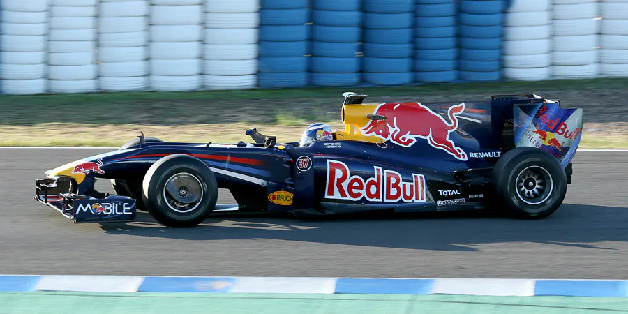 106 | 2009 | Jerez De La Frontera | Red Bull-Renault RB5 | Daniel Ricciardo | © carsten riede fotografie