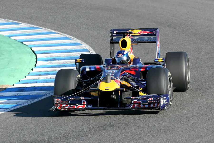 112 | 2009 | Jerez De La Frontera | Red Bull-Renault RB5 | Daniel Ricciardo | © carsten riede fotografie