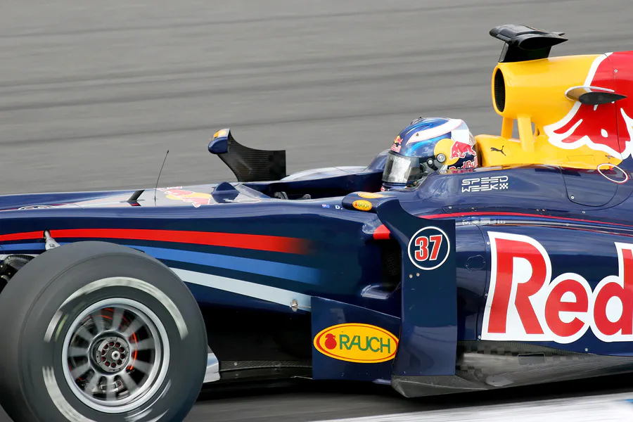 115 | 2009 | Jerez De La Frontera | Red Bull-Renault RB5 | Daniel Ricciardo | © carsten riede fotografie