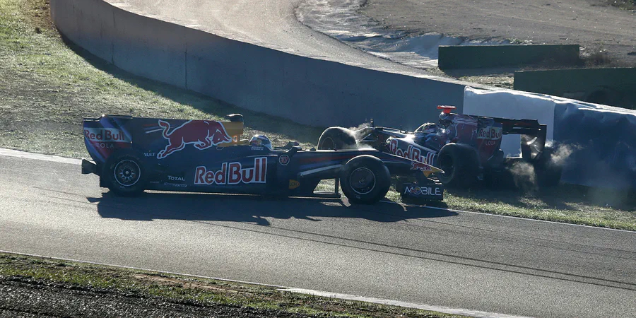 124 | 2009 | Jerez De La Frontera | Red Bull-Renault RB5 | Daniel Ricciardo + Toro Rosso-Ferrari STR4 | Brendon Hartley | © carsten riede fotografie