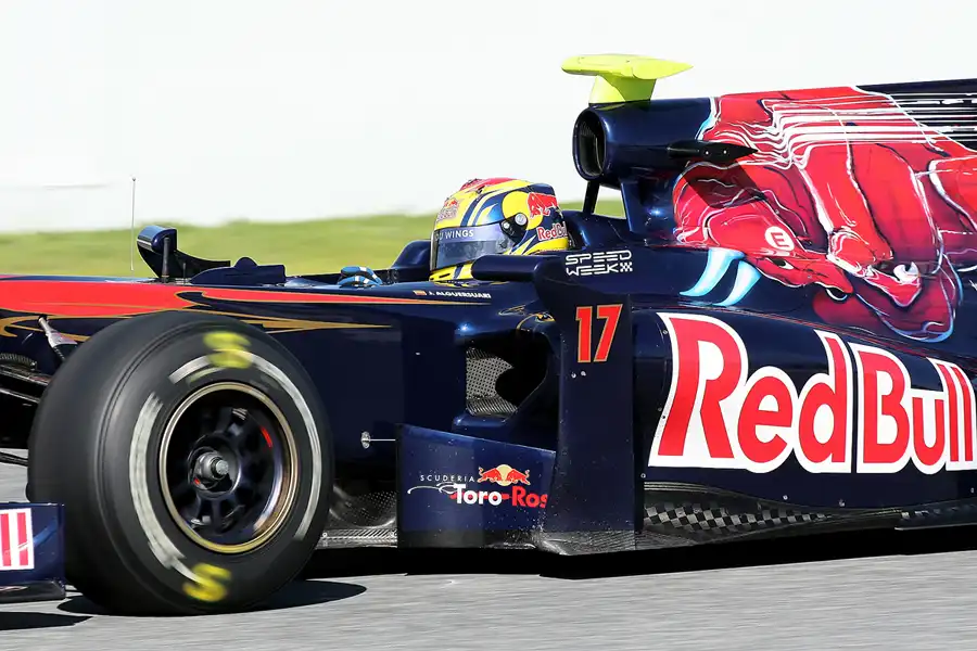 157 | 2010 | Barcelona | Toro Rosso-Ferrari STR5 | Jaime Alguersuari | © carsten riede fotografie