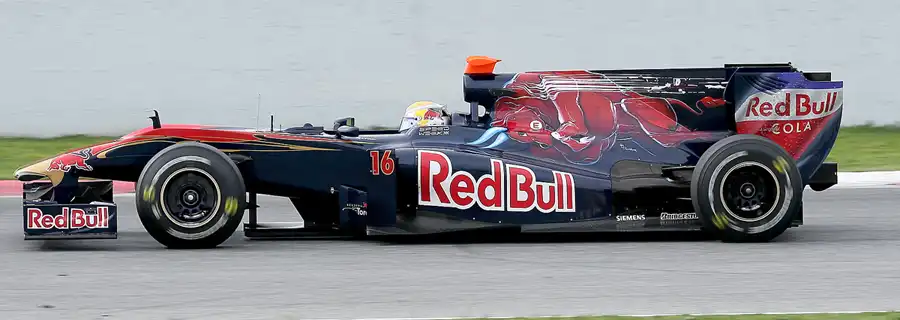 165 | 2010 | Barcelona | Toro Rosso-Ferrari STR5 | Sebastien Buemi | © carsten riede fotografie