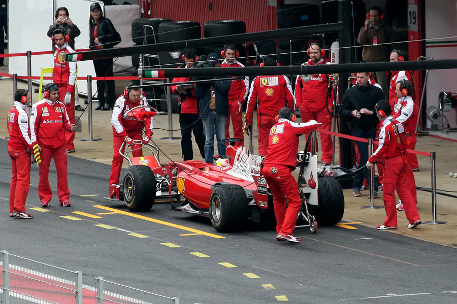 031 | 2010 | Barcelona | Ferrari F10 | Felipe Massa | © carsten riede fotografie