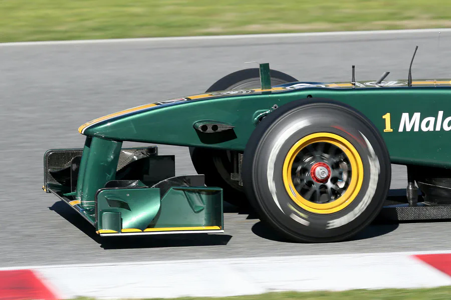 059 | 2010 | Barcelona | Lotus-Cosworth T127 | Jarno Trulli | © carsten riede fotografie