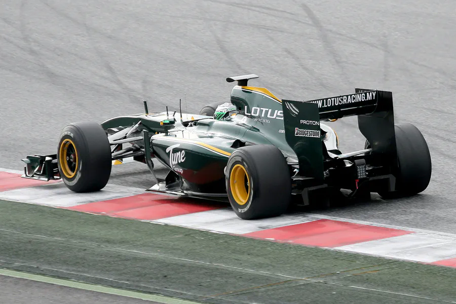 068 | 2010 | Barcelona | Lotus-Cosworth T127 | Heikki Kovalainen | © carsten riede fotografie