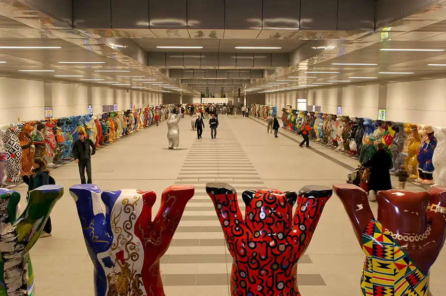 066 | 2010 | Berlin | United Buddy Bears | © carsten riede fotografie