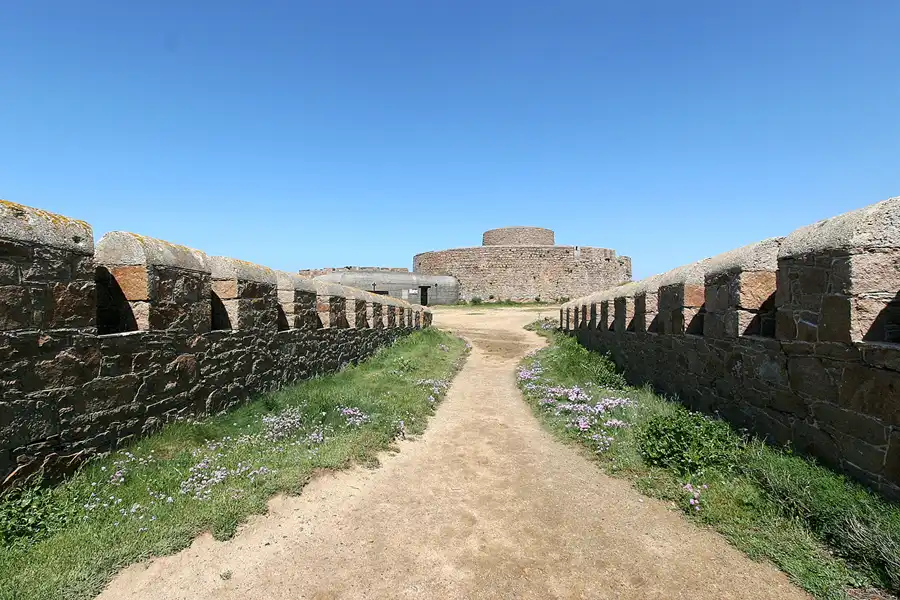 029 | 2010 | Guernsey | Fort Hommet | © carsten riede fotografie