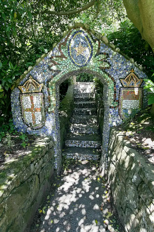 067 | 2010 | Guernsey | Little Chapel | © carsten riede fotografie