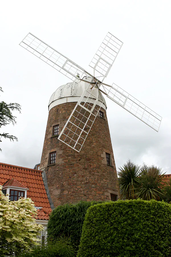 053 | 2010 | Jersey | Catherine Best – Windmill | © carsten riede fotografie