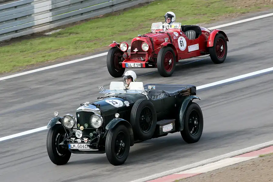 121 | 2010 | Nürburgring | Eifelrennen | Elefantenrennen | © carsten riede fotografie