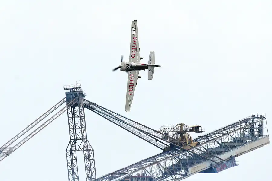 105 | 2010 | Eurospeedway | Red Bull Air Race – Yoshihide Muroya | © carsten riede fotografie