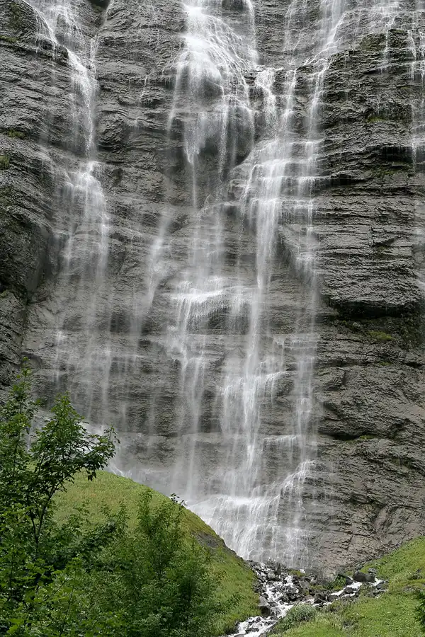 022 | 2010 | Stechelberg | Mürrenbachfall | © carsten riede fotografie