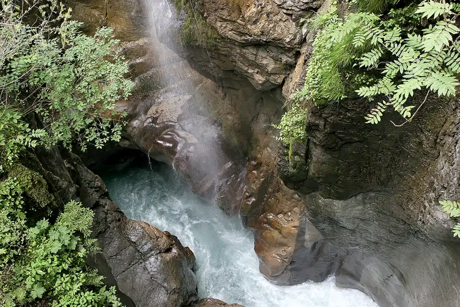 085 | 2010 | Adelboden | Pochtenkessel ´Engstligen´ | © carsten riede fotografie