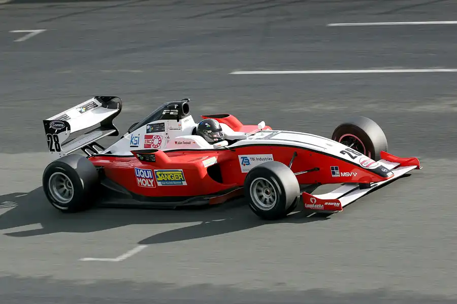 068 | 2010 | Motorsport Arena Oschersleben | FIA Formula 2 | © carsten riede fotografie