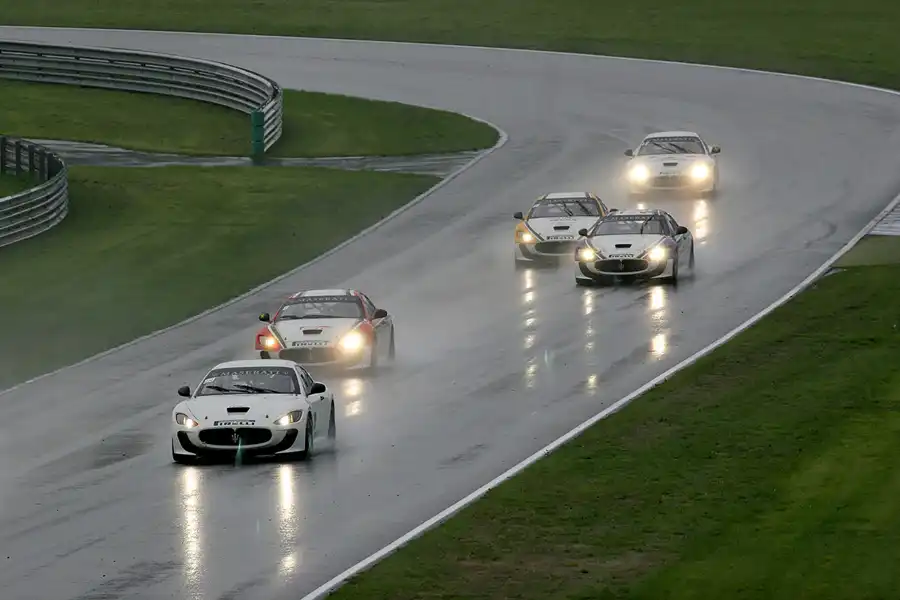 133 | 2010 | Motorsport Arena Oschersleben | Maserati Trofeo | © carsten riede fotografie