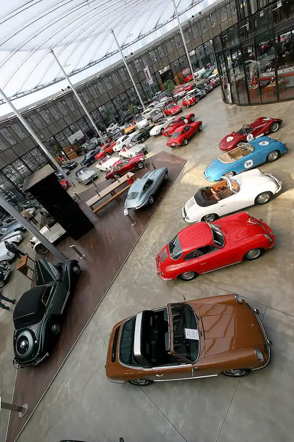 050 | 2010 | Düsseldorf | Meilenwerk | © carsten riede fotografie