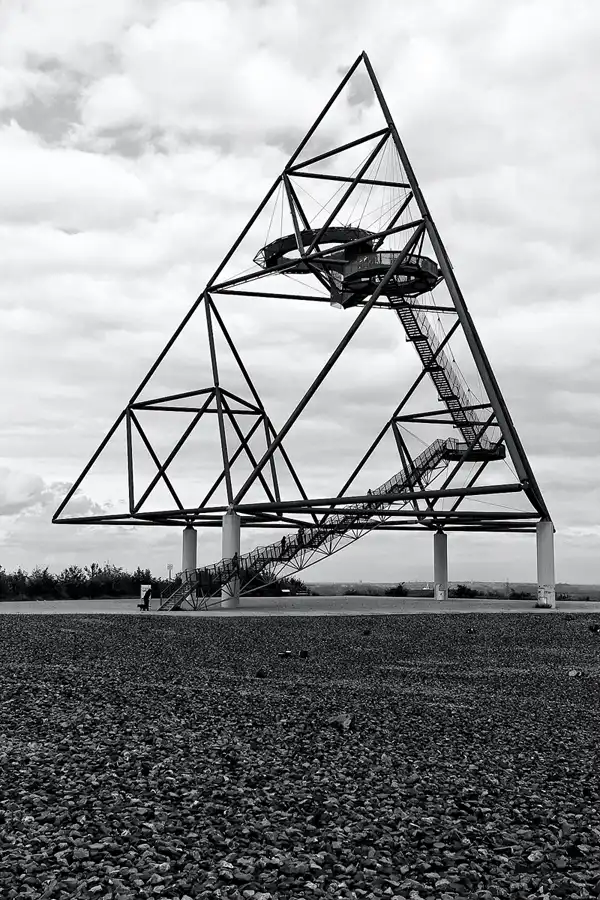 068 | 2010 | Bottrop | Tetraeder | © carsten riede fotografie