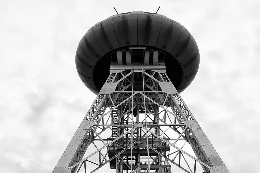 092 | 2010 | Lünen | Colani Ufo (Lüntec Tower) | © carsten riede fotografie