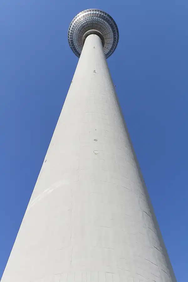 066 | 2011 | Berlin | Fernsehturm | © carsten riede fotografie
