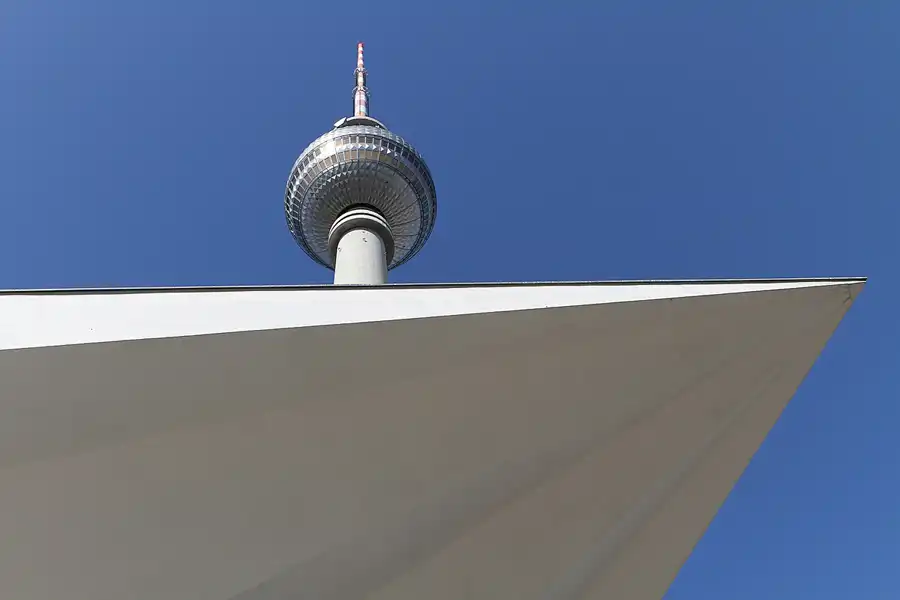 067 | 2011 | Berlin | Fernsehturm | © carsten riede fotografie