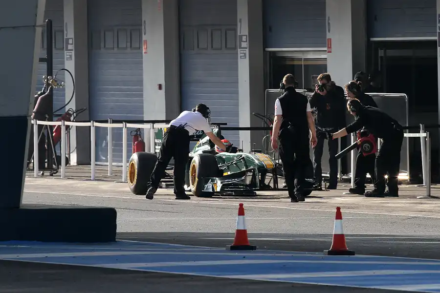 041 | 2011 | Jerez De La Frontera | Lotus-Renault T128 | Jarno Trulli | © carsten riede fotografie