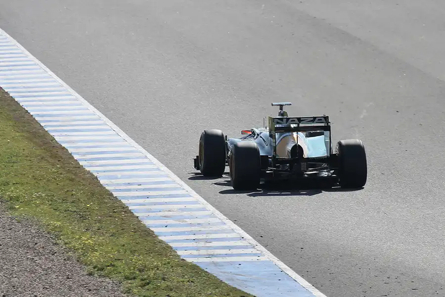 053 | 2011 | Jerez De La Frontera | Lotus-Renault T128 | Jarno Trulli | © carsten riede fotografie