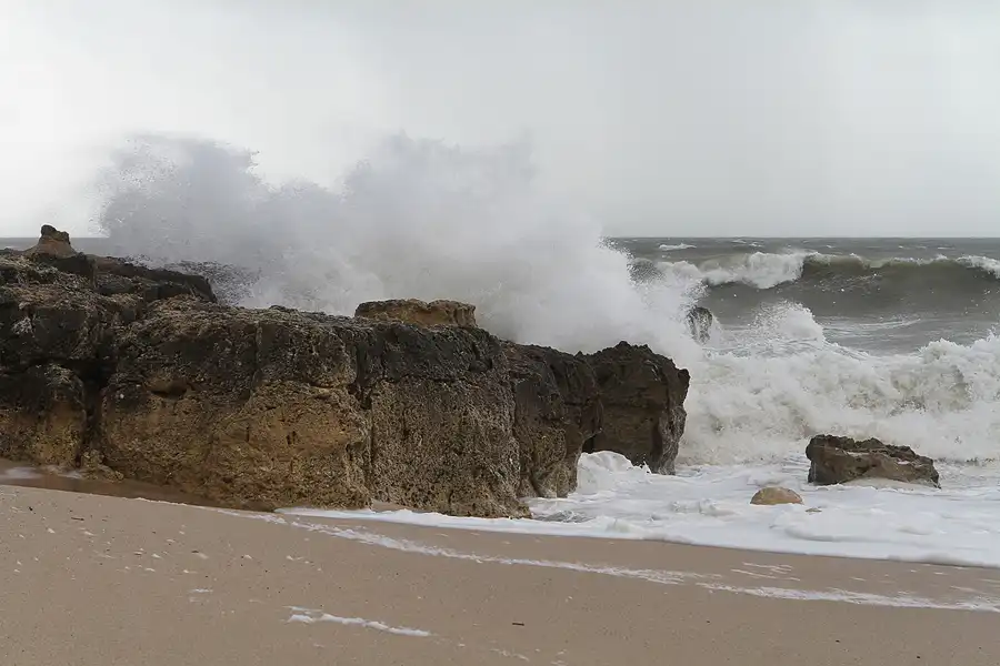 107 | 2011 | Praia Do Evaristo | © carsten riede fotografie