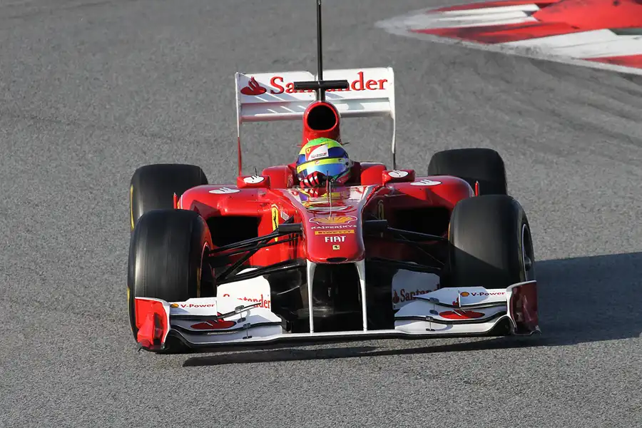 020 | 2011 | Barcelona | Ferrari 150° Italia | Felipe Massa | © carsten riede fotografie
