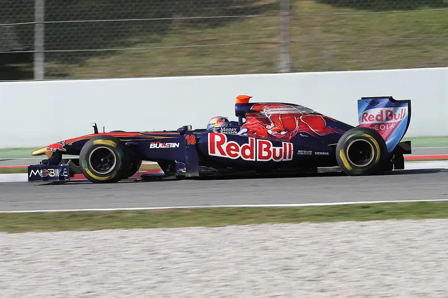 231 | 2011 | Barcelona | Toro Rosso-Ferrari STR6 | Sebastien Buemi | © carsten riede fotografie