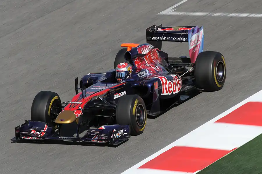 232 | 2011 | Barcelona | Toro Rosso-Ferrari STR6 | Sebastien Buemi | © carsten riede fotografie
