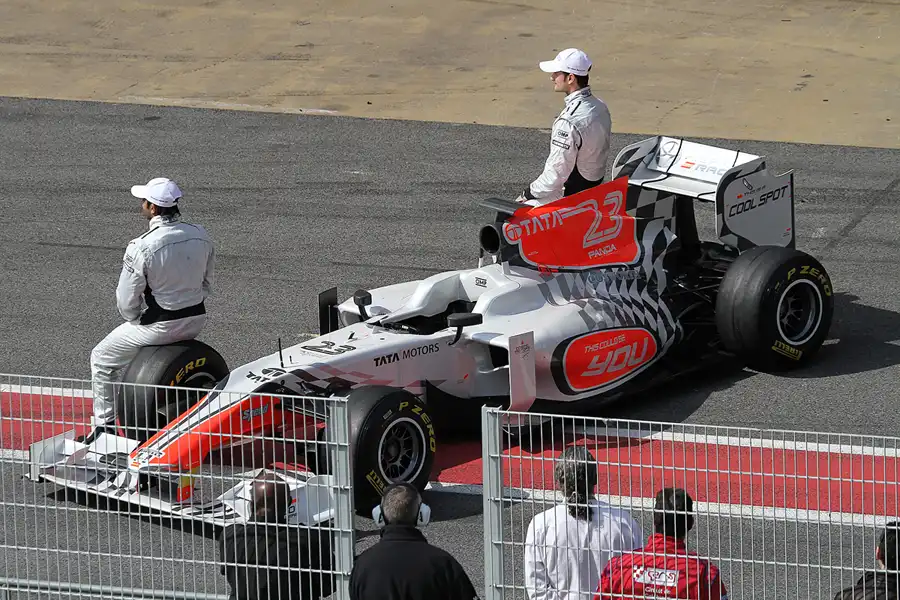 058 | 2011 | Barcelona | HRT-Cosworth F111 | Narain Karthikeyan + Vitantonio Liuzzi | © carsten riede fotografie